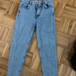Mom jeans